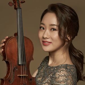 Meet your Posher, Ji won